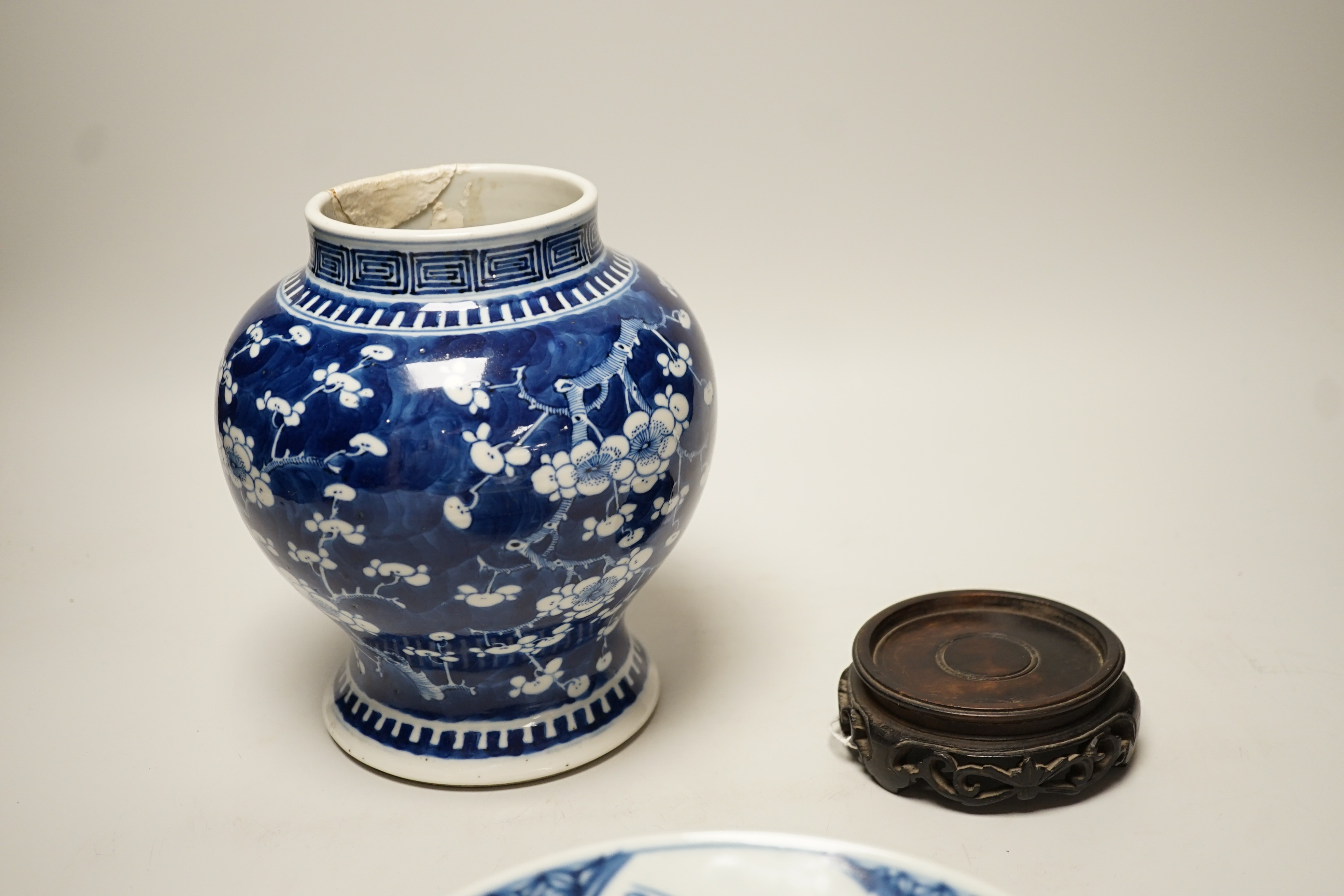 A 19th century Chinese blue and white bowl and Chinese prunus baluster jar, 19.5cm high